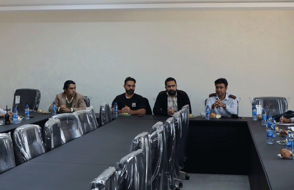 اولین جلسه تعاونی مسکن با نمایندگان معاونت ها و مناطق عملیاتی سازمان آتش نشانی